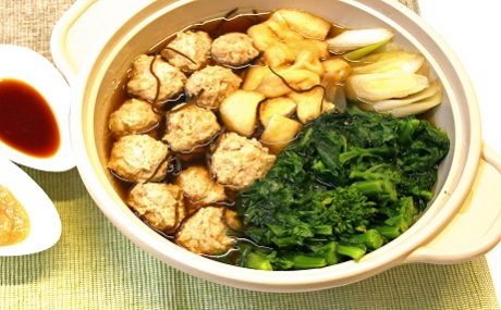 ふわふわ鶏肉団子と菜の花鍋